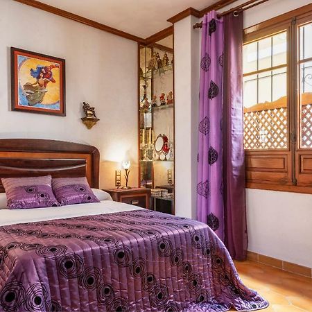 Hsh Suites Barrio Santa Cruz Севілья Екстер'єр фото