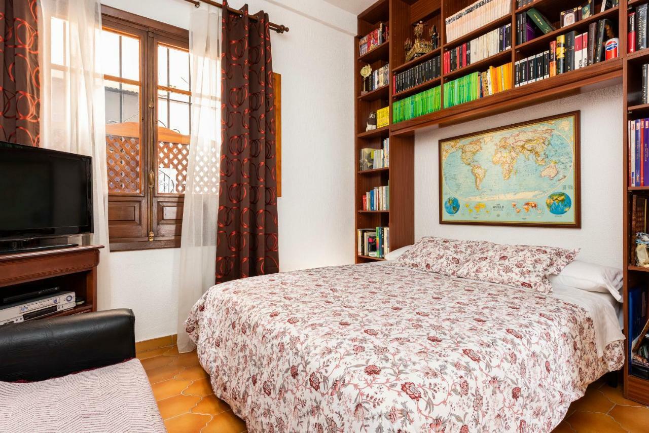 Hsh Suites Barrio Santa Cruz Севілья Екстер'єр фото